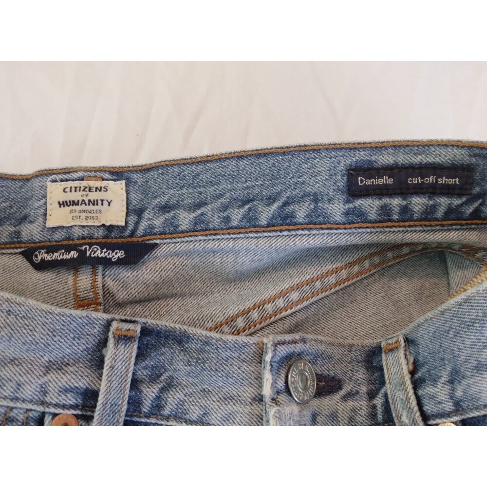 Citizens of Humanity Danielle Cut Off Denim Shorts 27 Light Wash Distressed High - Picture 6 of 10
